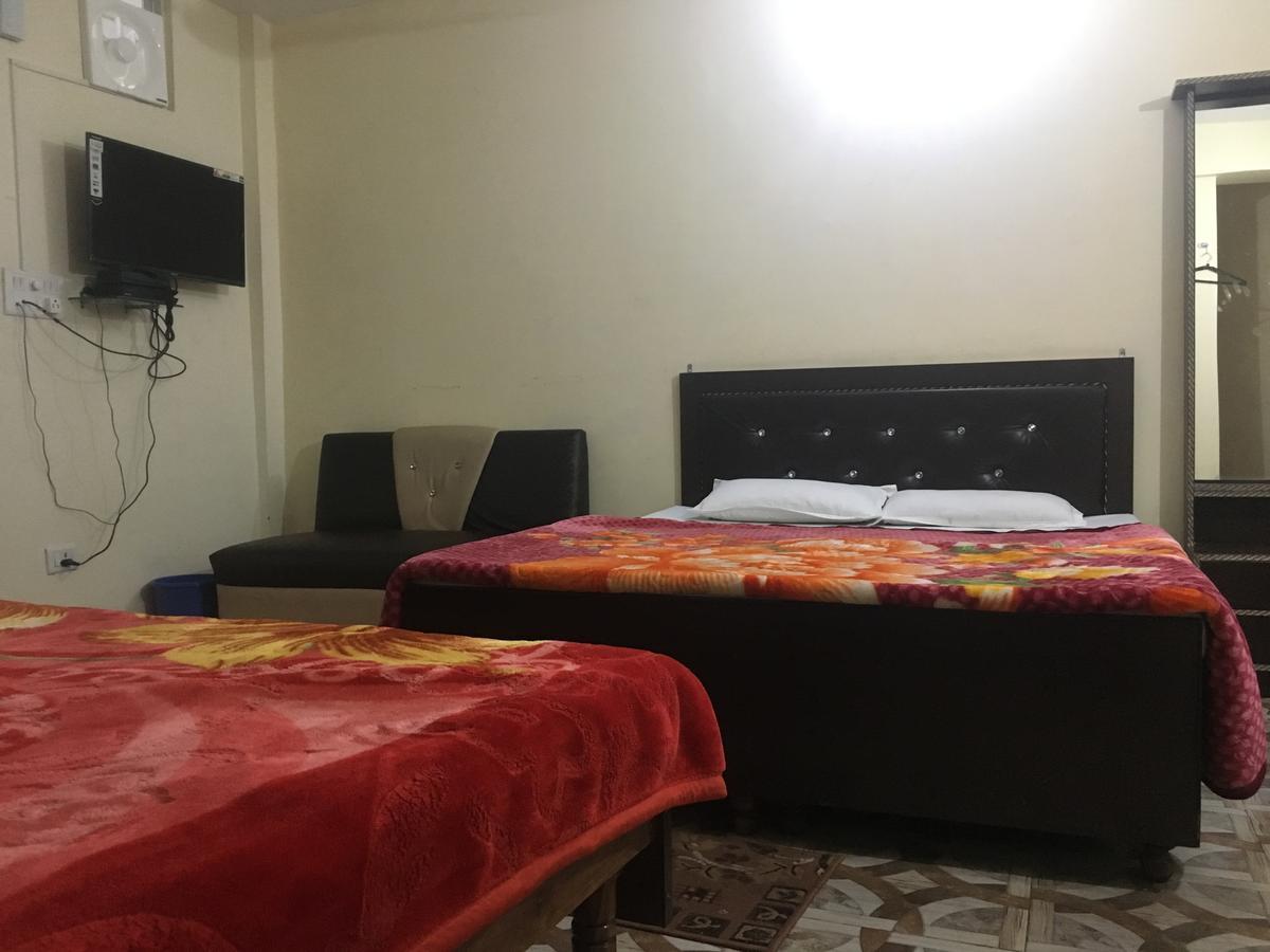 Oyo 12976 Hotel New Fiza Джаму Екстериор снимка