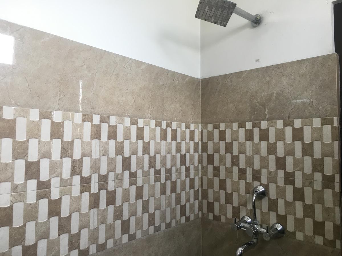 Oyo 12976 Hotel New Fiza Джаму Екстериор снимка