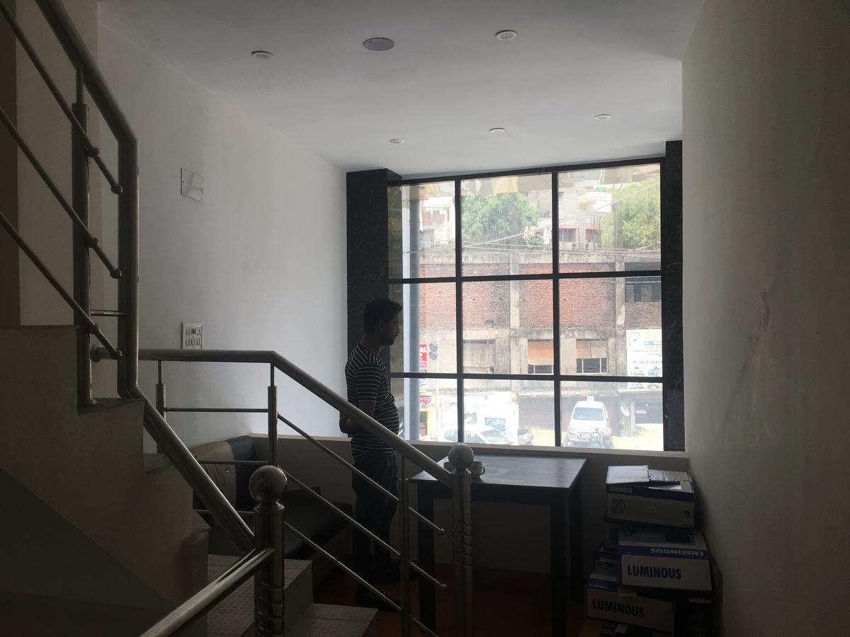 Oyo 12976 Hotel New Fiza Джаму Екстериор снимка