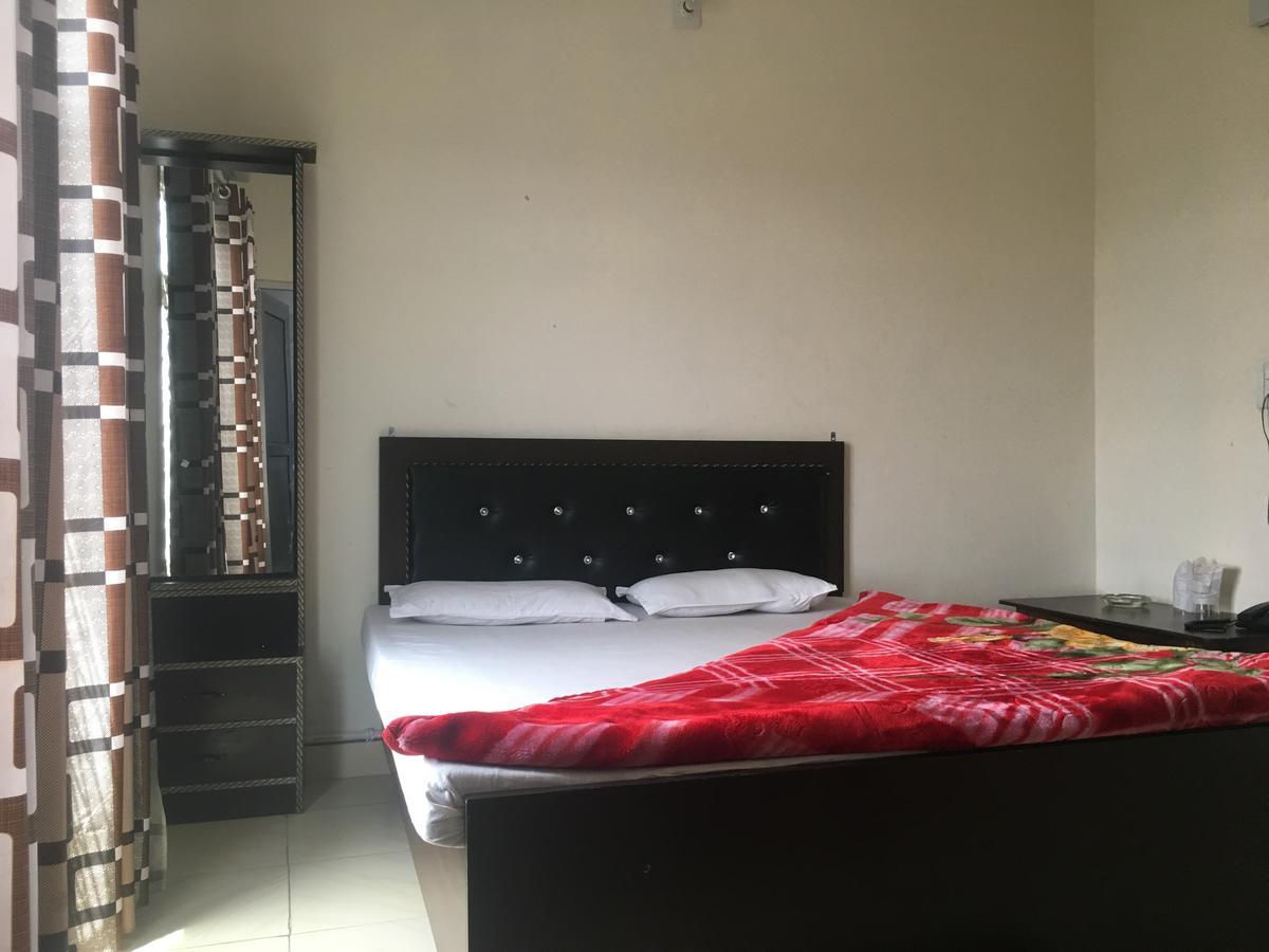 Oyo 12976 Hotel New Fiza Джаму Екстериор снимка